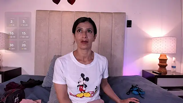 Snapshot of MissMilf_ chatting on June 1, 2026, 7:48 pm MissMilf online show from June 1, 2026, 7:48 pm