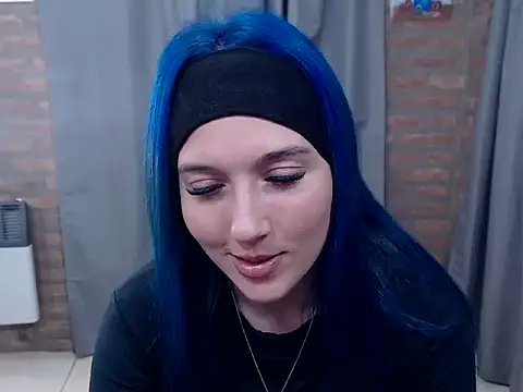 Snapshot of AZULFOX69 chatting on May 23, 2026, 6:34 pm AZULFOX69 online show from May 23, 2026, 6:34 pm