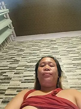 Snapshot of squirtshantal chatting on June 5, 2026, 9:04 am squirtshantal online show from June 5, 2026, 9:04 am