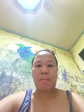 Snapshot of squirtshantal chatting on June 25, 2026, 4:12 am squirtshantal online show from June 25, 2026, 4:12 am