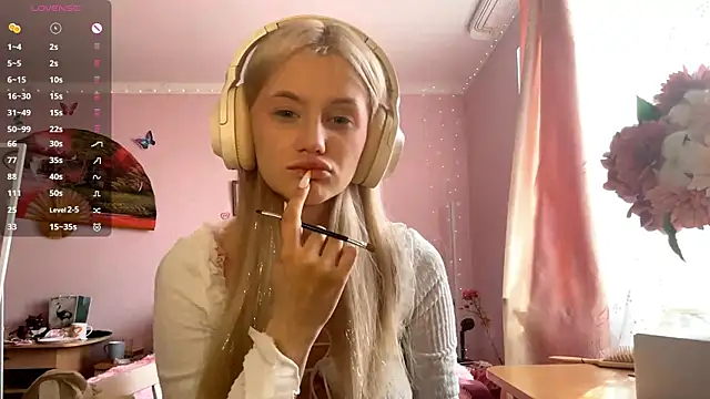 MelissaZaria online show from May 10, 2026, 6:40 am
