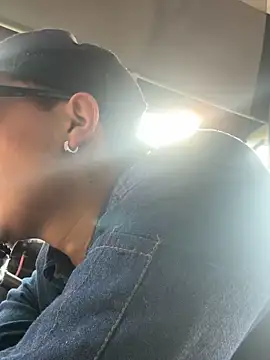 Jhony rayder online show from March 4, 2026, 1:50 pm