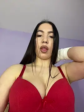 I amSis online show from February 22, 2026, 9:35 pm