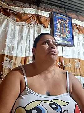 Juli Powl online show from May 20, 2026, 10:54 am