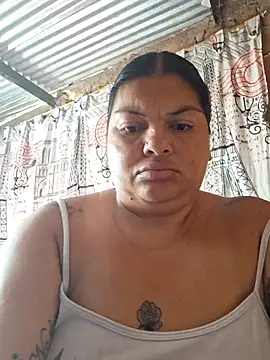 Juli Powl online show from June 15, 2026, 12:29 pm