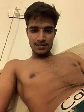 Snapshot of kaushikhotty chatting on May 11, 2026, 7:55 pm kaushikhotty online show from May 11, 2026, 7:55 pm