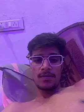 Snapshot of kaushikhotty chatting on May 26, 2026, 10:06 pm kaushikhotty online show from May 26, 2026, 10:06 pm