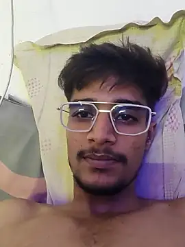 Snapshot of kaushikhotty chatting on June 2, 2026, 7:49 pm kaushikhotty online show from June 2, 2026, 7:49 pm