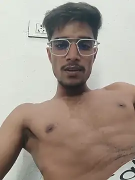 Snapshot of kaushikhotty chatting on June 5, 2026, 3:51 pm kaushikhotty online show from June 5, 2026, 3:51 pm