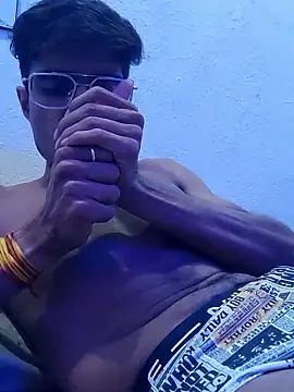 Snapshot of kaushikhotty chatting on June 14, 2026, 9:06 pm kaushikhotty online show from June 14, 2026, 9:06 pm