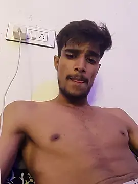 Snapshot of kaushikhotty chatting on July 8, 2026, 4:44 pm kaushikhotty online show from July 8, 2026, 4:44 pm