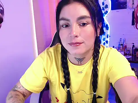 JanineRae online show from March 18, 2026, 6:22 pm