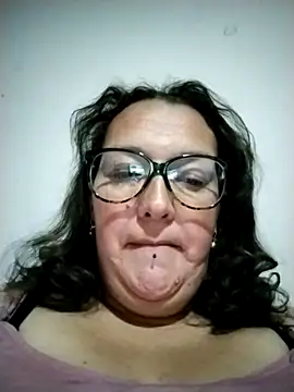  Saraqueen online show from April 29, 2026, 3:54 am