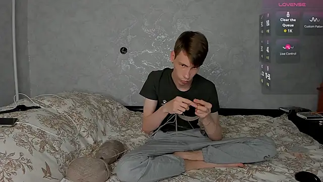 Snapshot of Erick_Wilson chatting on July 28, 2026, 3:21 pm Erick Wilson online show from July 28, 2026, 3:21 pm