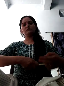 Anushka Singh0 online show from May 25, 2026, 6:41 am