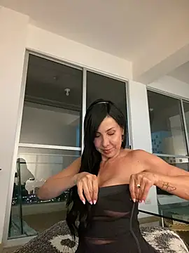 caritoo21 online show from March 12, 2026, 2:07 am