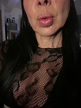 caritoo21 online show from March 20, 2026, 3:11 am