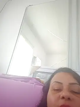 Mariahhsexyy online show from March 25, 2026, 5:41 pm