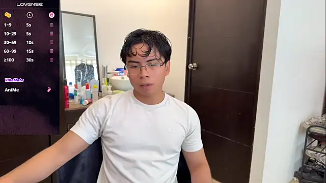 Snapshot of BentoBoxxx chatting on June 10, 2026, 5:56 pm BentoBoxxx online show from June 10, 2026, 5:56 pm