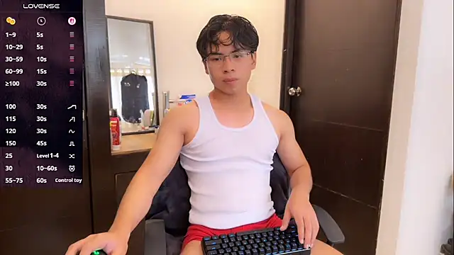 Snapshot of BentoBoxxx chatting on June 11, 2026, 7:56 pm BentoBoxxx online show from June 11, 2026, 7:56 pm