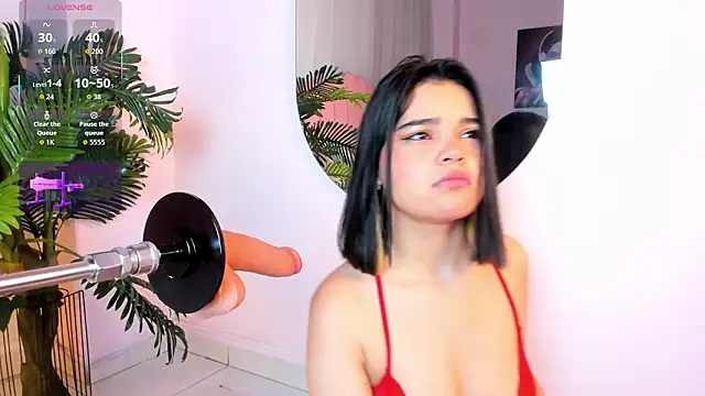 Rose jener06 online show from February 25, 2026, 5:44 pm