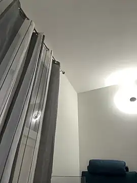Alessia-Bloom online show from June 17, 2026, 7:26 pm