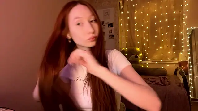 stella foxi online show from March 1, 2026, 4:09 pm