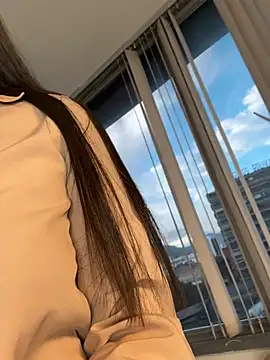 luisa  rosse online show from February 20, 2026, 11:43 am