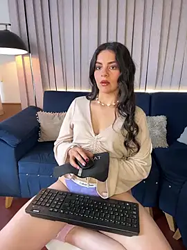 luisa  rosse online show from February 24, 2026, 3:54 pm