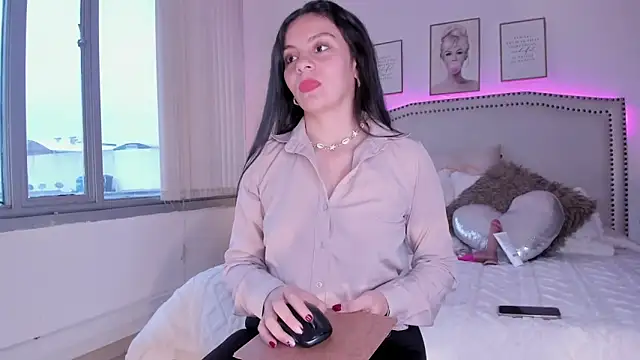 luisa  rosse online show from March 11, 2026, 11:49 am