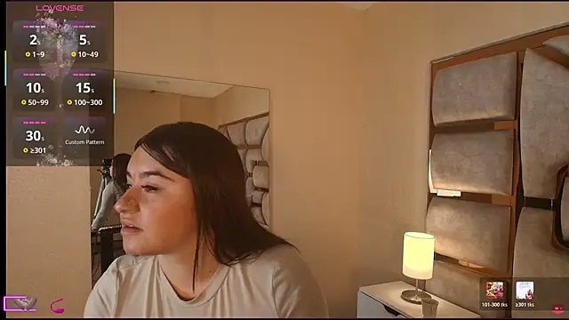 Anya Volker online show from March 16, 2026, 12:31 pm