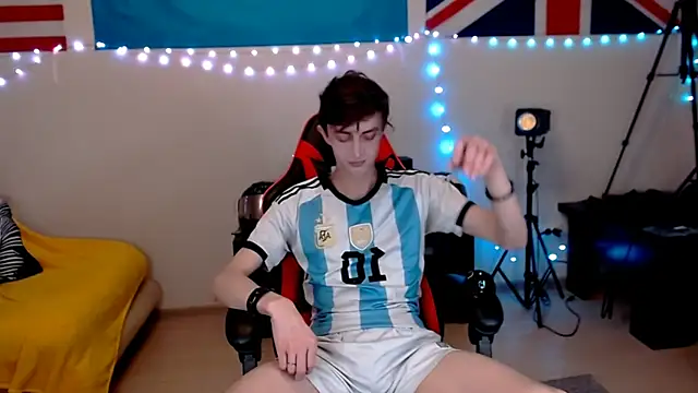 Snapshot of John_Meow chatting on March 5, 2026, 7:43 pm John Meow online show from March 5, 2026, 7:43 pm