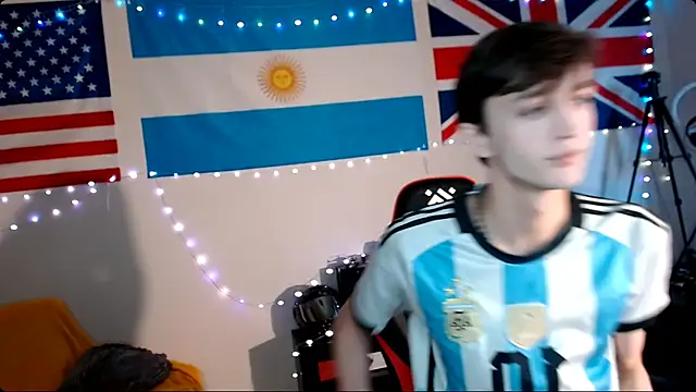 Snapshot of John_Meow chatting on March 12, 2026, 1:06 pm John Meow online show from March 12, 2026, 1:06 pm