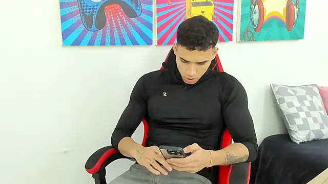 Snapshot of Thomas_walker14 chatting on May 11, 2026, 4:04 pm Thomas walker14 online show from May 11, 2026, 4:04 pm