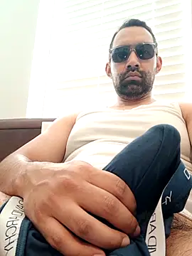 jescamilla082190 online show from February 19, 2026, 9:00 pm