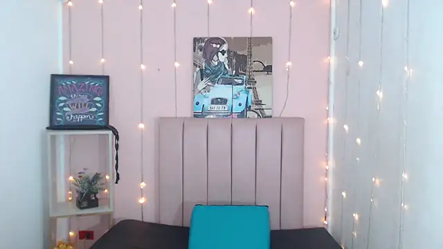 casandraroberthrs707 online show from March 6, 2026, 8:38 pm