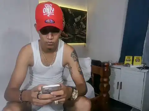 Snapshot of badboy_master chatting on June 4, 2026, 4:07 am badboy master online show from June 4, 2026, 4:07 am