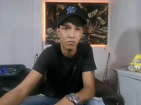 Snapshot of badboy_master chatting on June 9, 2026, 8:42 pm badboy master online show from June 9, 2026, 8:42 pm