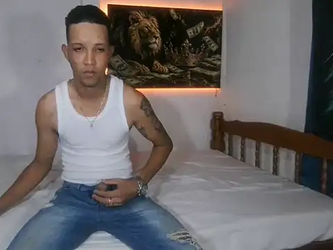 Snapshot of badboy_master chatting on July 4, 2026, 5:24 am badboy master online show from July 4, 2026, 5:24 am