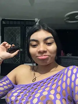 eimmy  skinny online show from May 1, 2026, 9:03 am
