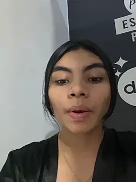 Snapshot of eimmy__skinny chatting on May 16, 2026, 1:02 am eimmy skinny online show from May 16, 2026, 1:02 am