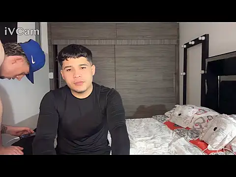 Maaicol1 online show from March 5, 2026, 11:45 pm