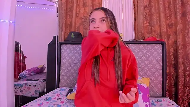 Sophie vega1 online show from June 26, 2026, 4:44 pm