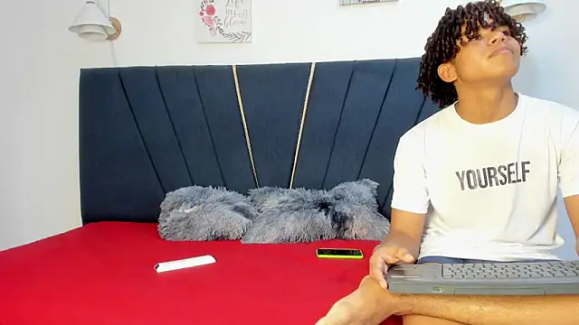 kleiver cum18 online show from March 9, 2026, 8:24 pm