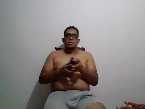 gordogruesa online show from February 21, 2026, 1:39 am