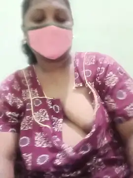 Snapshot of tamilkaviya431 chatting on June 3, 2026, 12:02 am tamilkaviya431 online show from June 3, 2026, 12:02 am