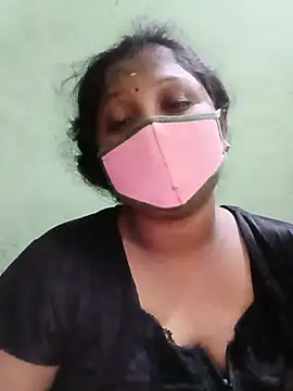 Snapshot of tamilkaviya431 chatting on July 29, 2026, 11:14 pm tamilkaviya431 online show from July 29, 2026, 11:14 pm
