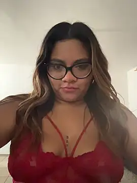 Snapshot of ludmila_x chatting on June 7, 2026, 5:06 pm ludmila x online show from June 7, 2026, 5:06 pm