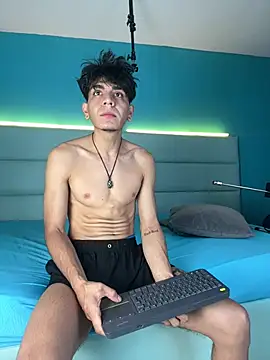 abrilandjulian online show from February 21, 2026, 11:44 am