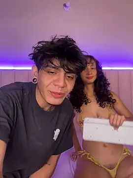 abrilandjulian online show from April 22, 2026, 12:07 pm